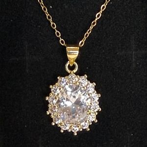 Gold-Tone Sparkly Crystal Halo Pendant Necklace NEW